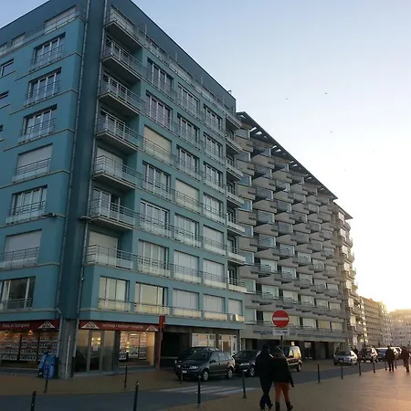 Apartment Aan Zee Ostend